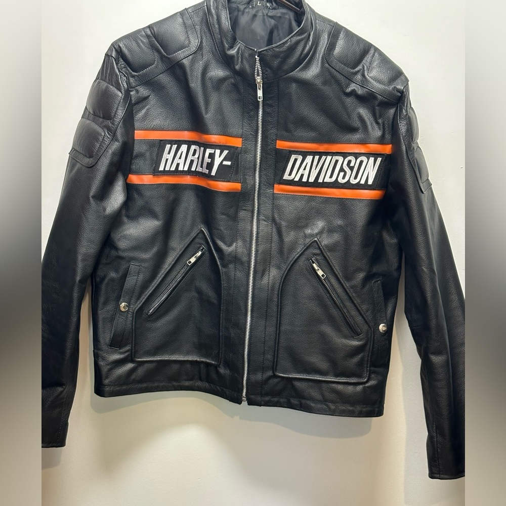 Knockoff Harley Davidson jacket.  Real leather.